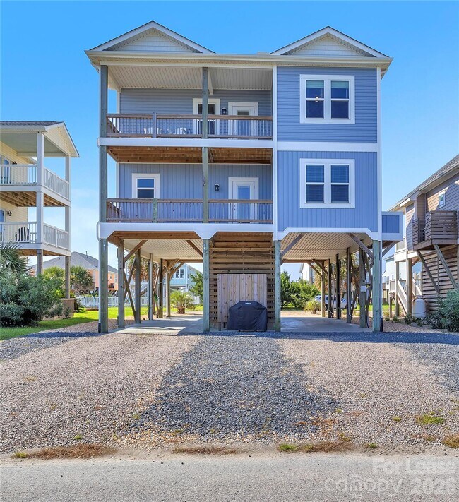 Building Photo - 1708 W Dolphin Dr