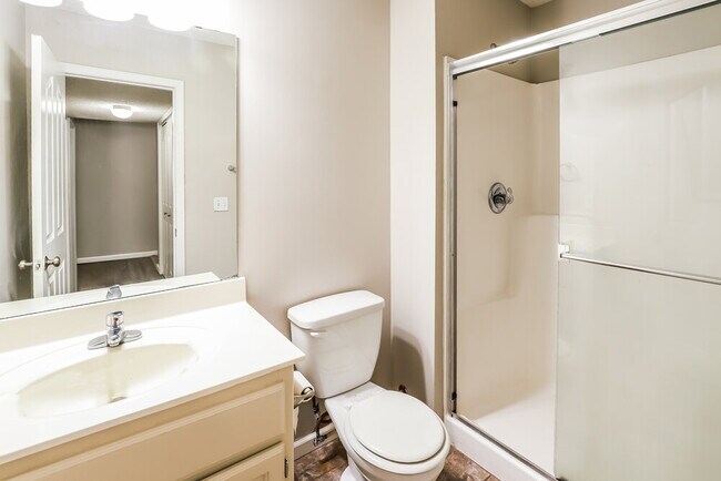 Building Photo - 712 Hibiscus Cir