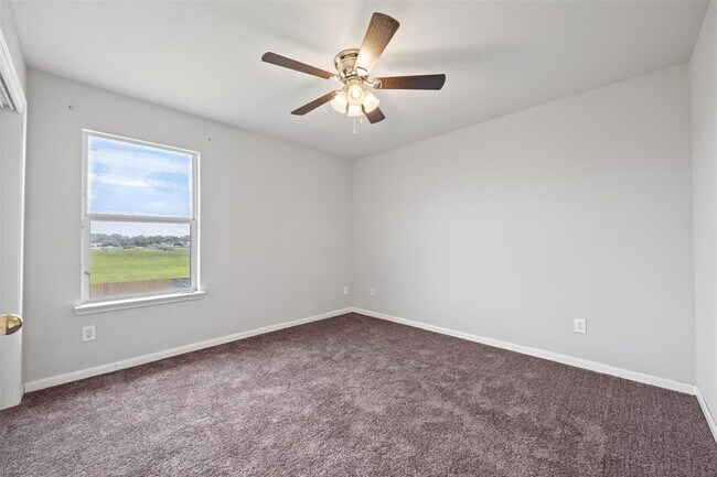 Building Photo - 1106 Vernage Rd