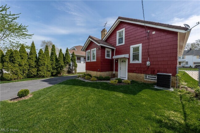 Building Photo - 1474 Middleton Rd