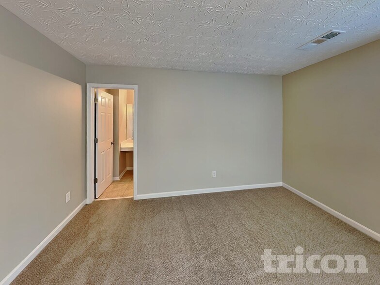 Building Photo - 186 Silver Fox Trail