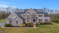 Building Photo - 12 Remy Ct