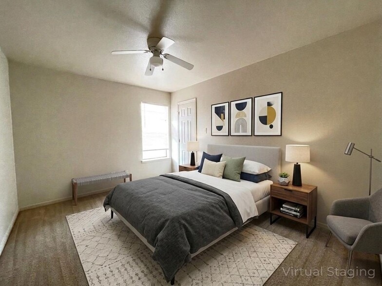 Building Photo - 1508 Nicholas Cir