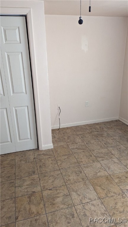 Building Photo - 33 E Murray St