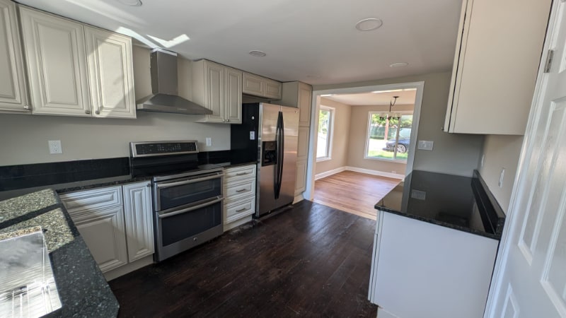 Building Photo - 24 Clark St