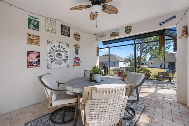 Building Photo - 25901 Aysen Dr