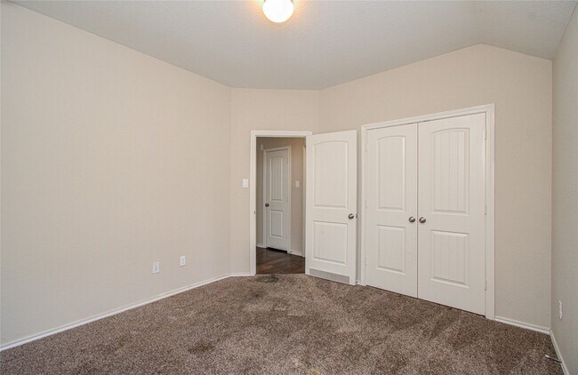 Building Photo - 1418 Spencer Glen Ln