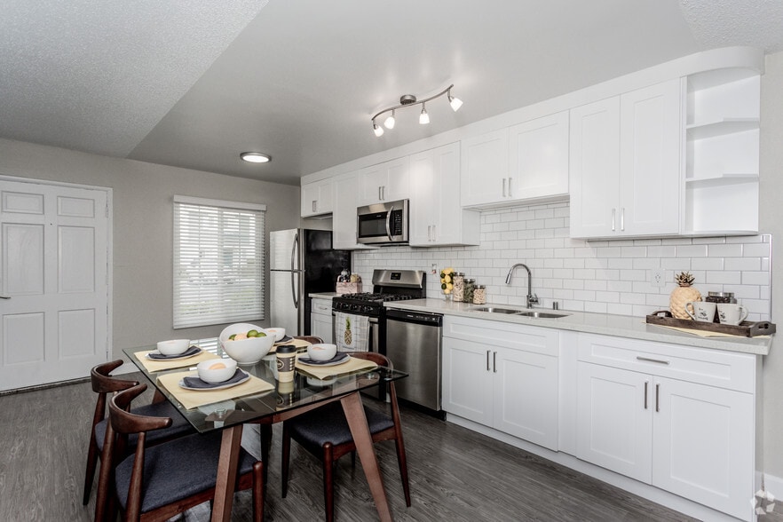 NOLA 624 624 S Glendora Ave West Covina CA 91790 Apartment Finder