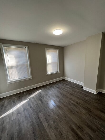 Building Photo - 1530 S Bailey St