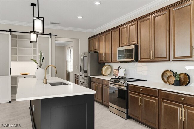 Building Photo - 17558 Elkgrove Ln