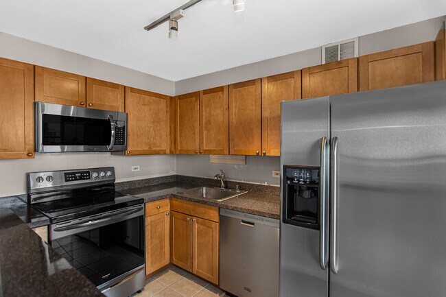 Building Photo - 655 W Irving Park Rd