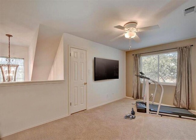 Building Photo - 7601 Shadowridge Run