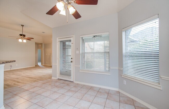 Building Photo - 3430 Rolling Terrace Dr