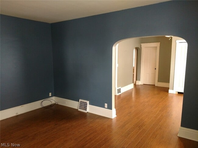 Building Photo - 1522 Campbell St
