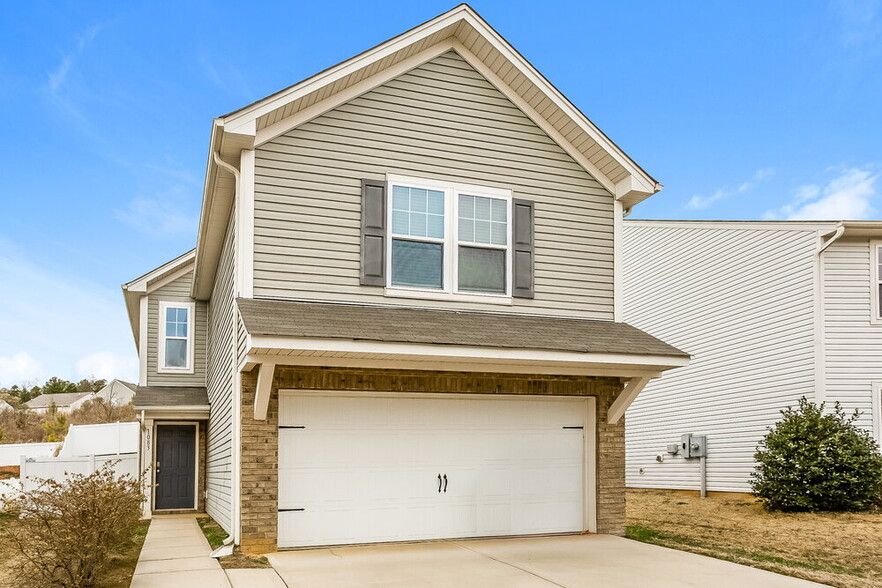 Building Photo - 1083 Manston Pl SW
