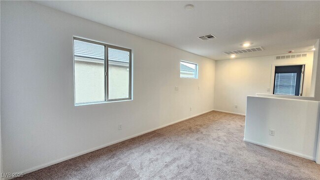 Building Photo - 6071 Swift Lariat St