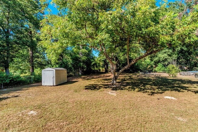 Building Photo - Updated 3 bed/2 bath home for lease in Old...