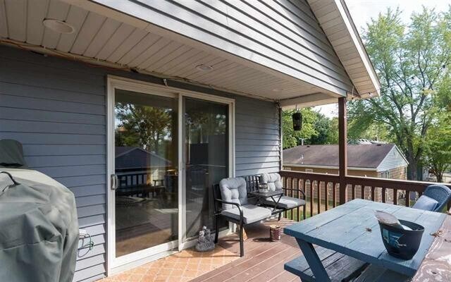 Building Photo - 906 Point Pleasant Rd