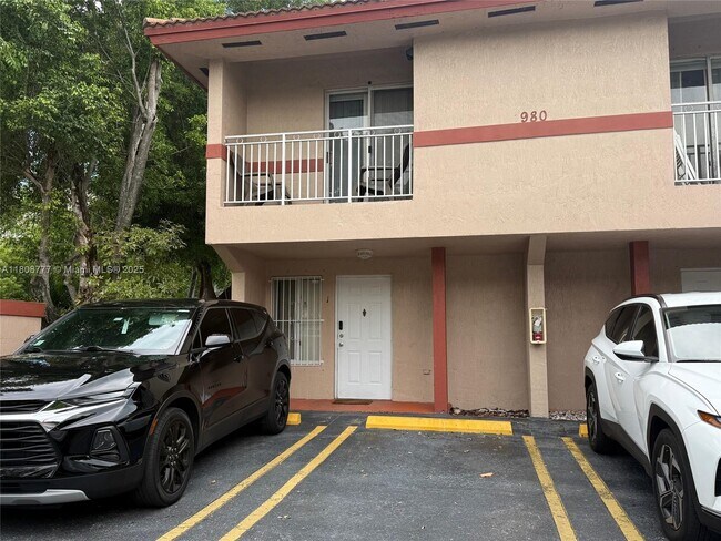 Building Photo - 980 NW 78th Ave