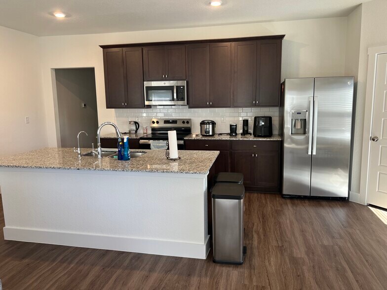 Building Photo - 258 Fawn Ridge Dr