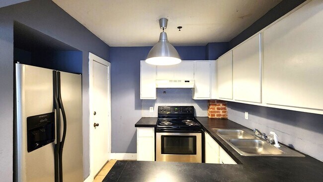 Building Photo - 514 NW 27th St