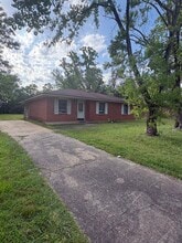 Building Photo - 3264 Hackberry Ln