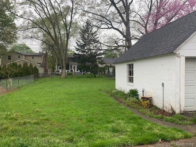 Building Photo - 557 N Harvey St