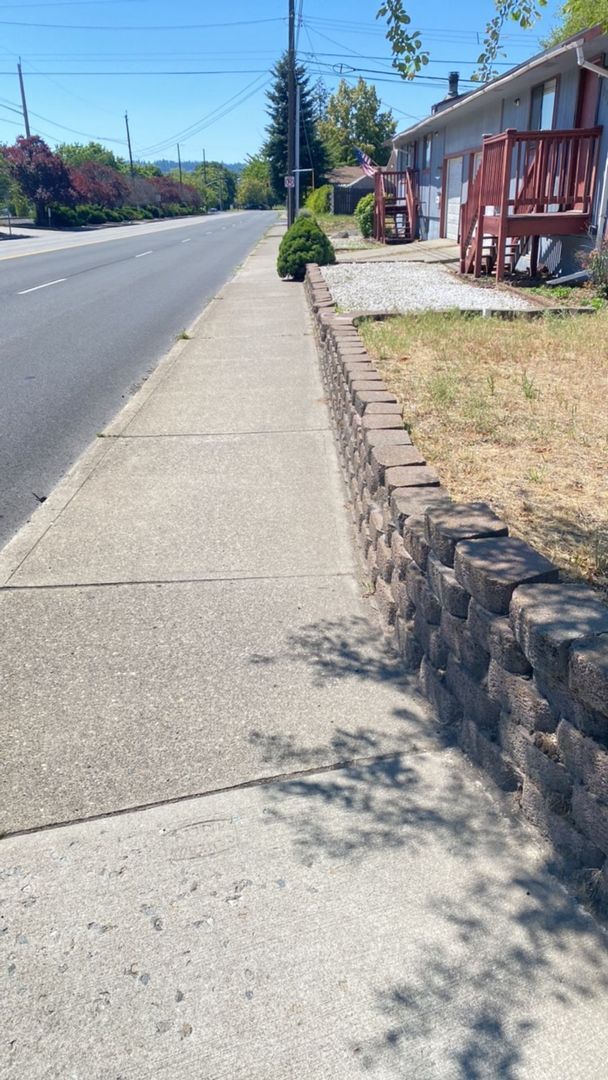 Building Photo - 1725 N Perry~+