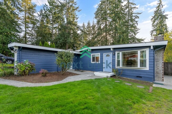 Building Photo - 2 Bed and 2 Bath Single Family is Available for Rent!