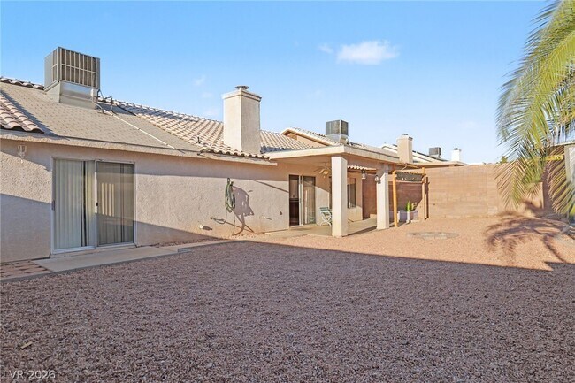 Building Photo - 6671 E Walnut Canyon Dr