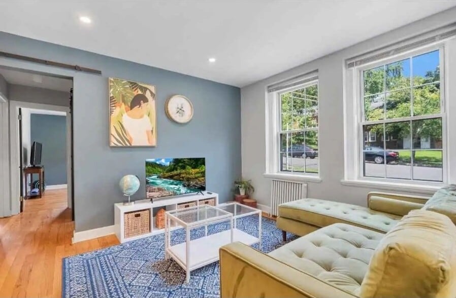 Building Photo - 2716 29th St SE