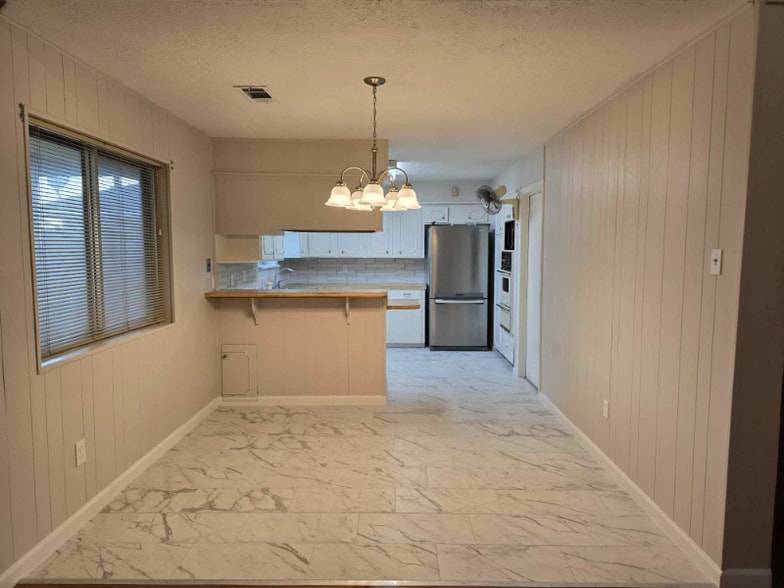 Building Photo - 4910 Crepe Myrtle Ln