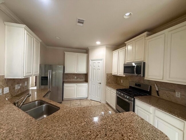 Building Photo - 19806 Amber Village Ln