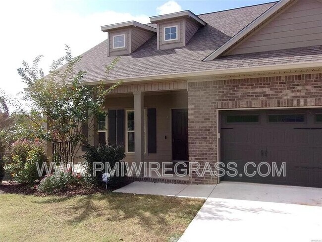 Primary Photo - 102 Dawson Ln