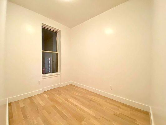 Building Photo - 3 bedroom in New York NY 10035