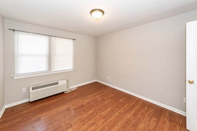 Building Photo - 2107 Rondo St