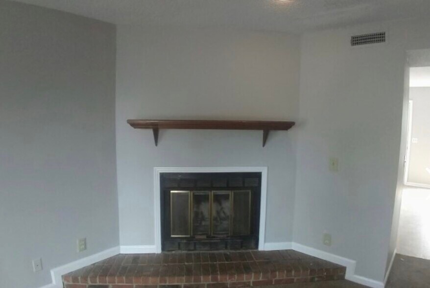 Building Photo - 2416 Scott Valley Dr