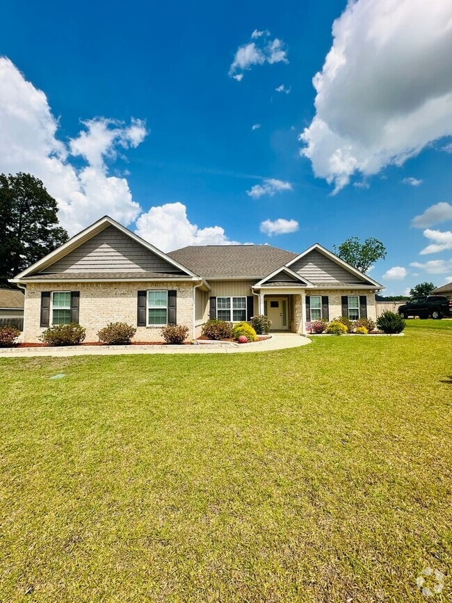 Building Photo - 104 Chatham Ct