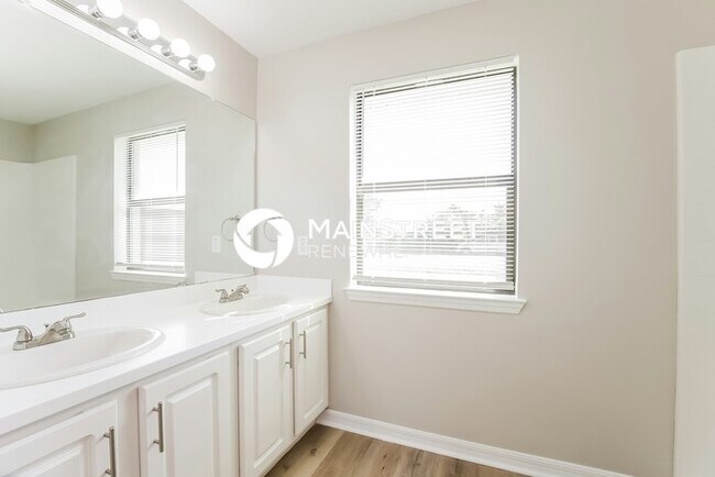 Building Photo - 4 Bedroom Pet-Friendly Home in Lehigh Acres, FL with Main Street Renewal