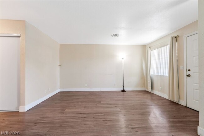 Building Photo - 4300 N Lamont St