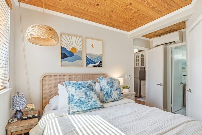 Building Photo - 310 Harrison St