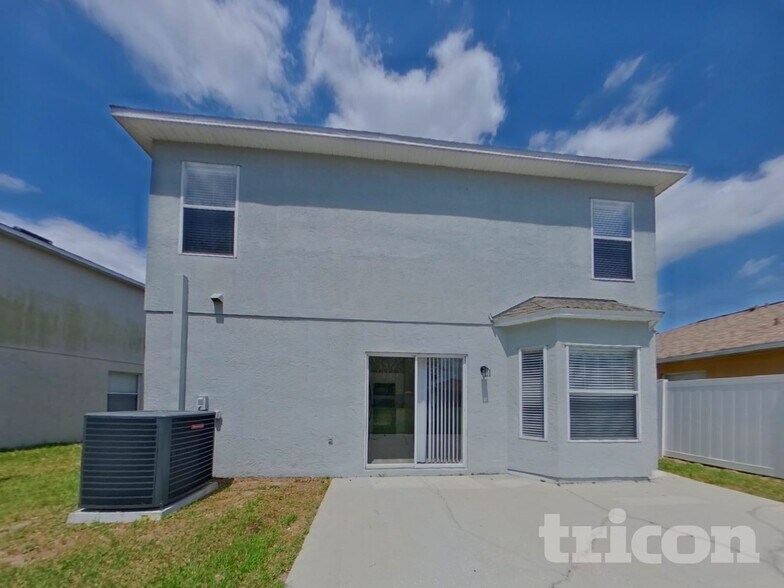 Building Photo - 10645 Navigation Dr