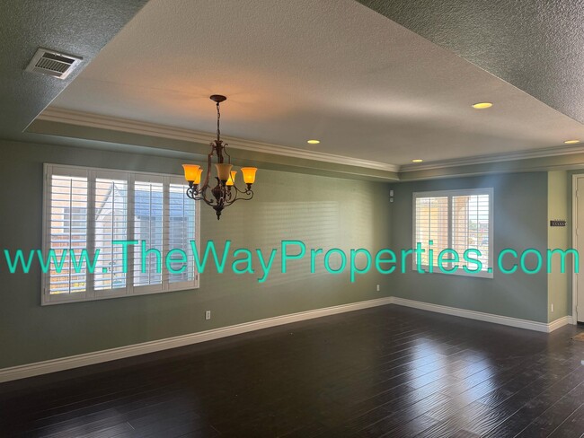 Building Photo - 9290 Ocotillo Ave