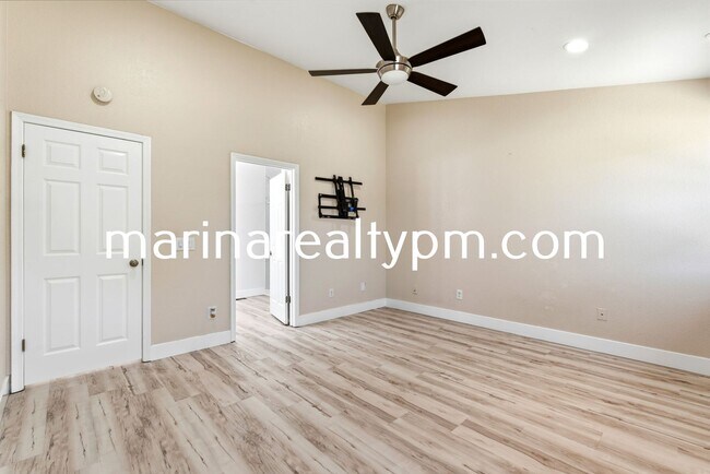 Building Photo - Home Sweet home-Beautiful remolded 3 bedroom 2 bathroom