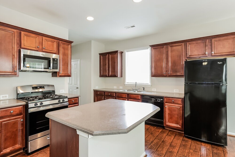 Building Photo - 4616 Burnt Fork Cir