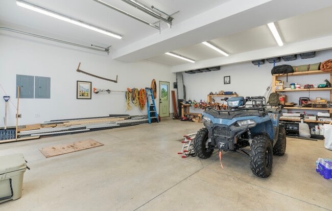 Building Photo - 1205 Trails Creek Ave