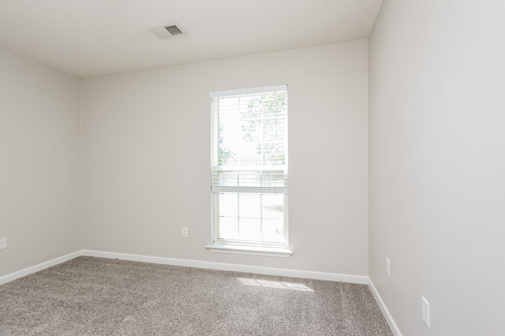 Building Photo - 1812 Cherry Creek Dr