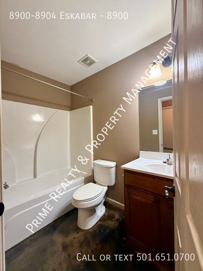 Building Photo - 8900-8904 Eskabar-8900