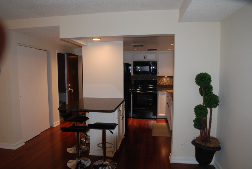 Front hall and Kitchen - 3 Washington Cir NW