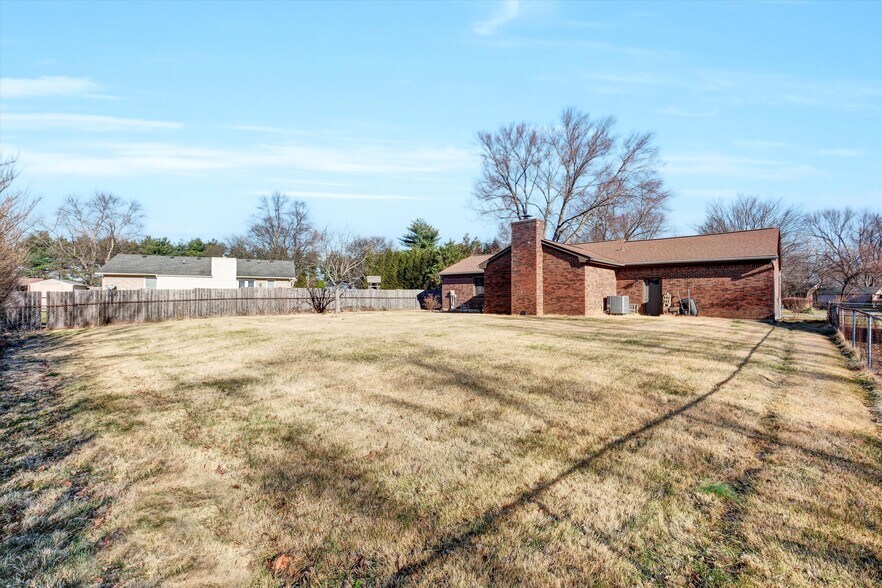 Building Photo - 10312 Going Ct